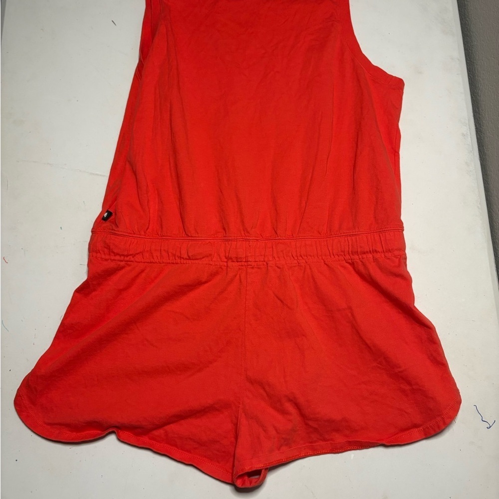 Nike Women’s Red Jumpsuit Extra Large - Picture 12 of 14